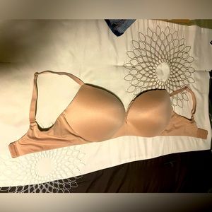 Victoria secret plunge 34DD